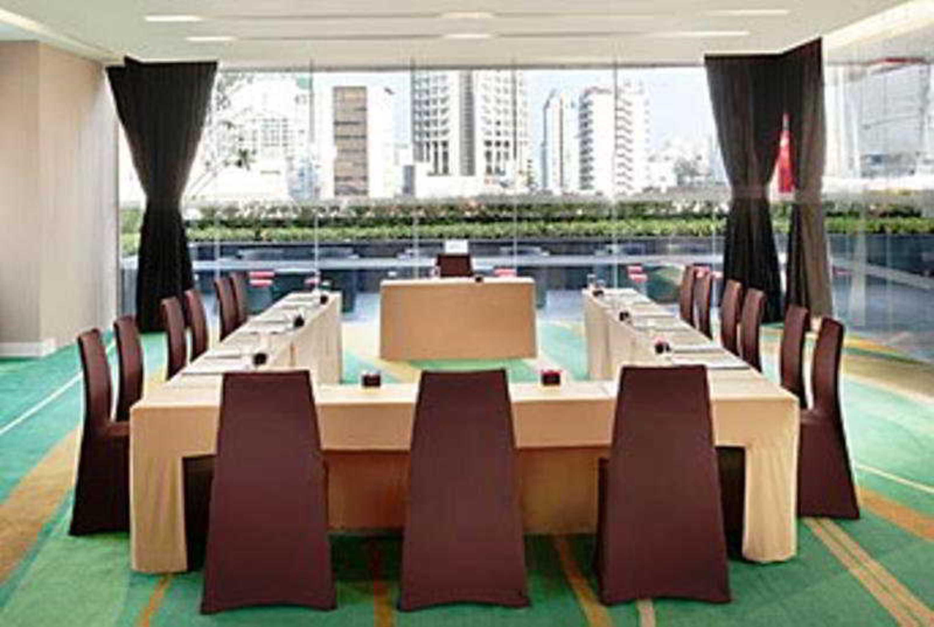 Four Points By Sheraton Bangkok, Sukhumvit 15 Exteriér fotografie